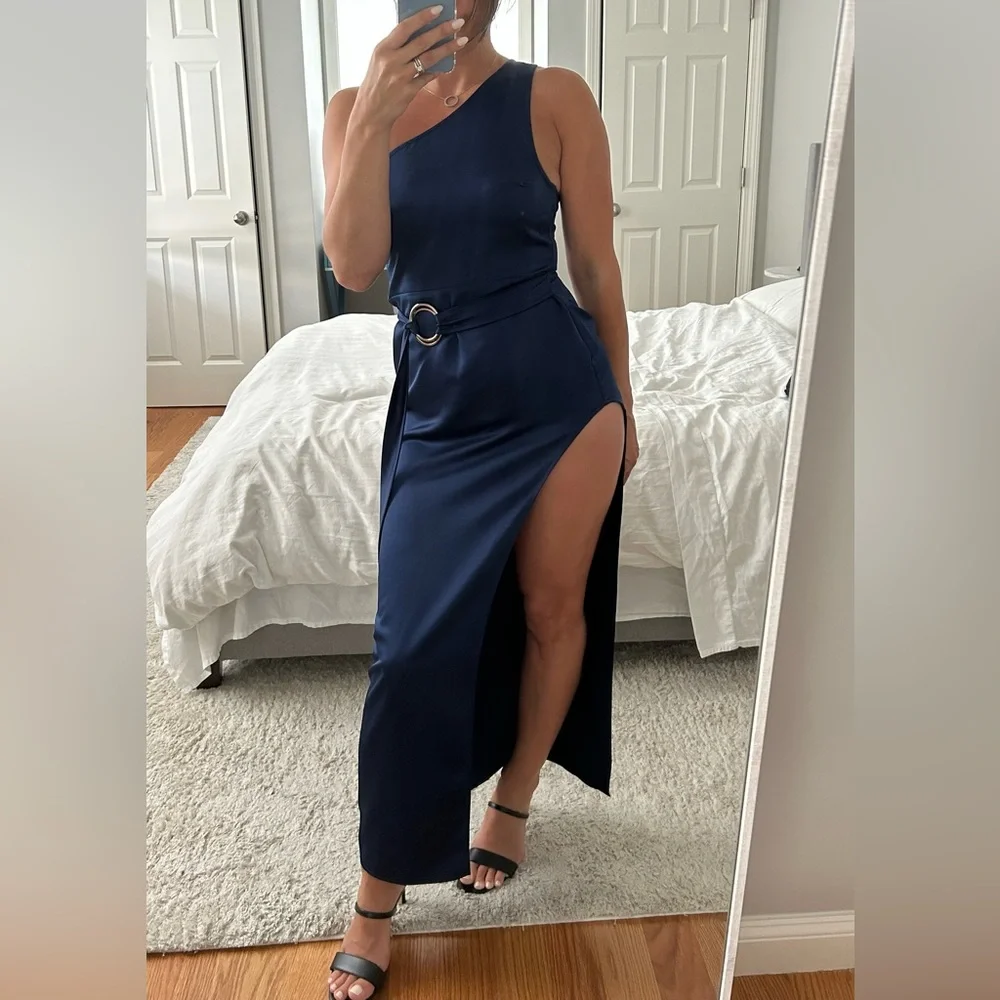 One-Shoulder Long Dress - Picture 5 of 5